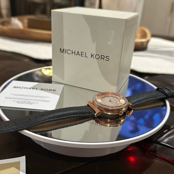 Authentic Michael Kors CATLIN Rose Gold & Pave Embellished Women’s Watch MK-2376 - Picture 4 of 14